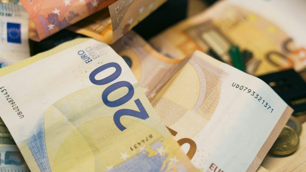 Portugal’s 2027 budget: what it could mean for your income tax and rent
